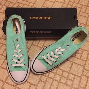 Converse Beach Glass Lowtops